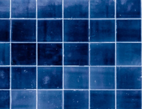 Exposición de azulejos para baños en Madrid